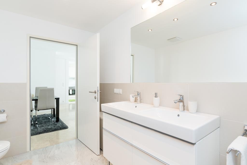 Rafael Kaiser - Paros Apartment - Contactless 24H Check-In Wina Ruang foto