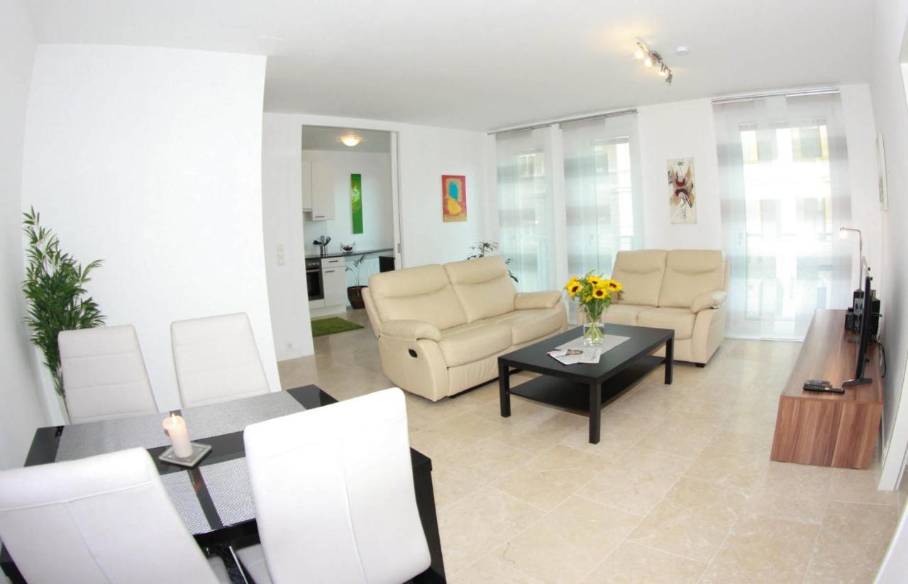Rafael Kaiser - Paros Apartment - Contactless 24H Check-In Wina Bagian luar foto